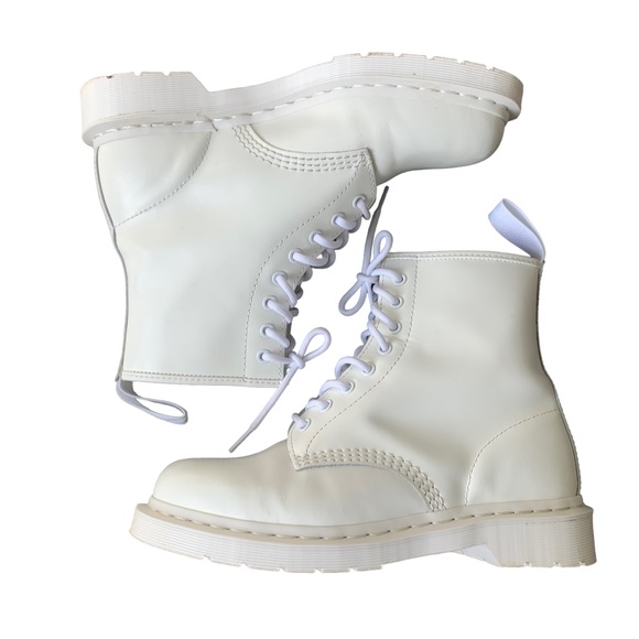 Dr. Martens 1460 Pascal Mono 8-eye White Boot Women's Size 9 - Picture 9 of 11